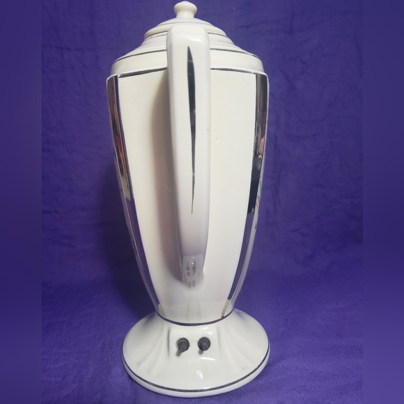 Vintage 1930s Porcelain Coffee Percolator - Picture 4 of 16